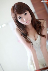 Buc Tranh Con Be Goi Tinh - Truyen 18+