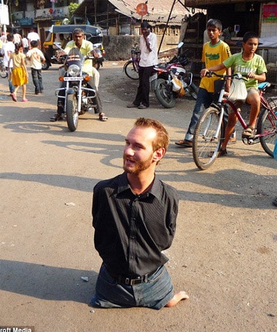 clip nick vujicic den viet nam dien thuyet tai tp hcm hinh 8