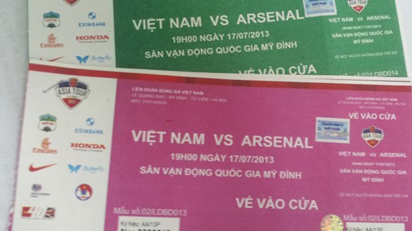 mua ve viet nam giao huu voi arsenal gia ve rat cao hinh 4