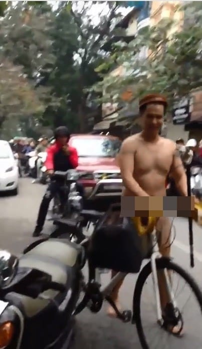 Thanh nien cung ha noi khoa than dao pho co clip hinh 2