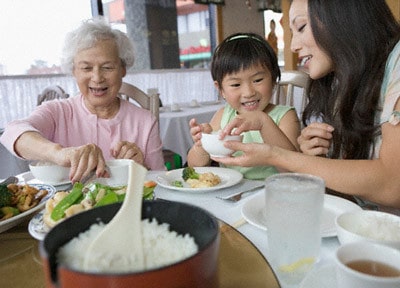 Tam su bi nha chong duoi vi muon cham con 